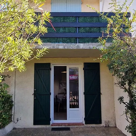 Confort Au Centre De Avec Parking Prive - Fr-1-387-224 Appartement