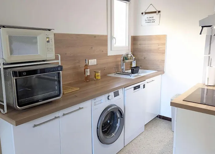 Confort Au Centre De Avec Parking Prive - Fr-1-387-224 Apartment